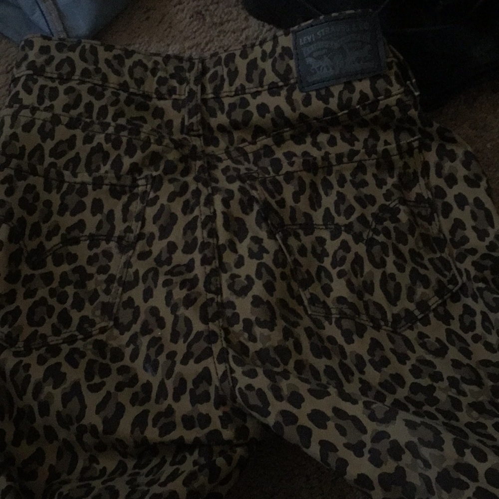 High rise cheetah skinny Levi’s